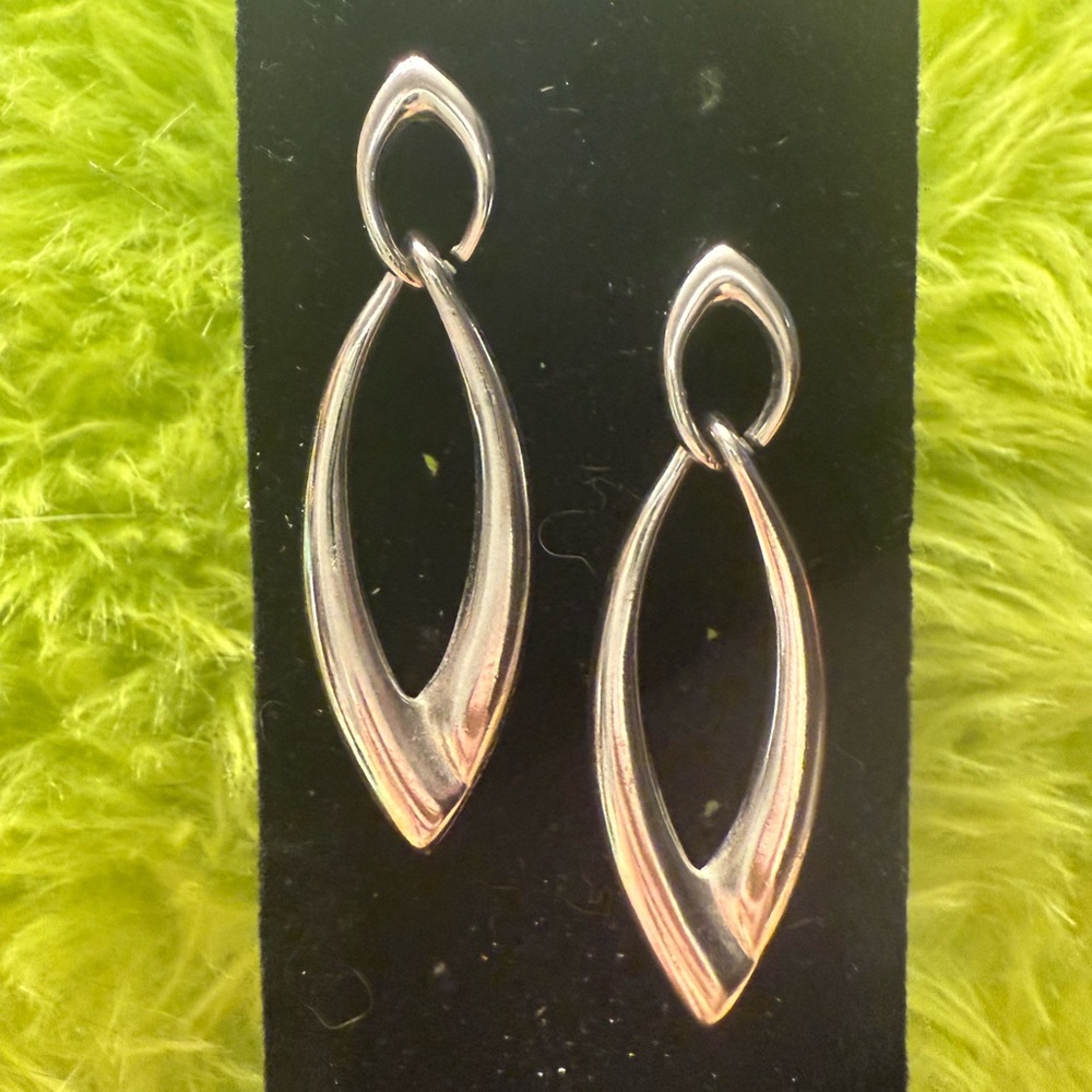 Elegant Silver Drop Earrings